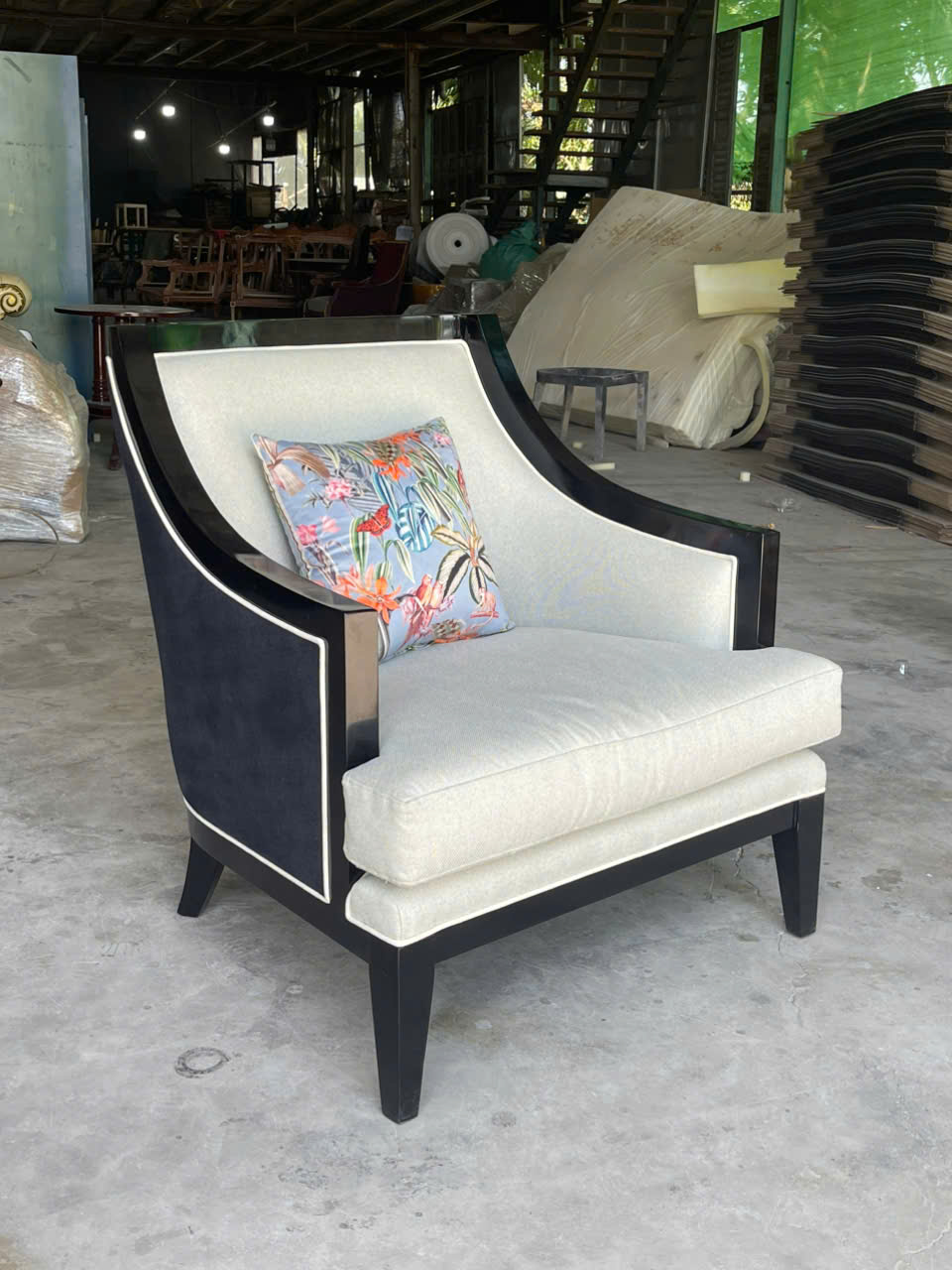 SOFA ĐƠN LOUIS XVI TÂN CỔ ĐIỂN PHONG CÁCH CHÂU ÂU